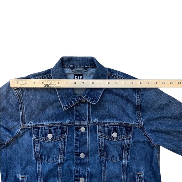 Gap denim slightly distressed button up trucker jacket size Jr’s XL - Picture 5 of 12